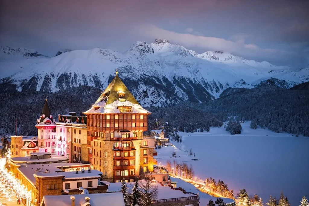 دهکده St. Moritz سوئیس